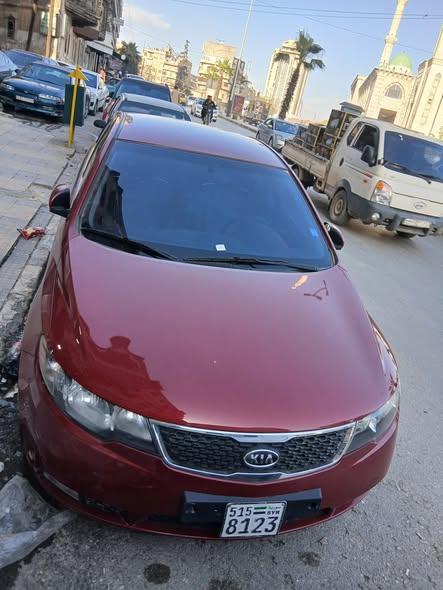 كيا فورتي 2012 - صورة 3
