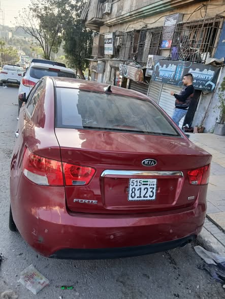 كيا فورتي 2012 - صورة 4