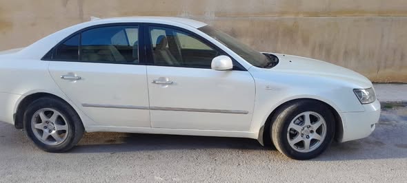 هيونداي سوناتا 2007 - صورة 2