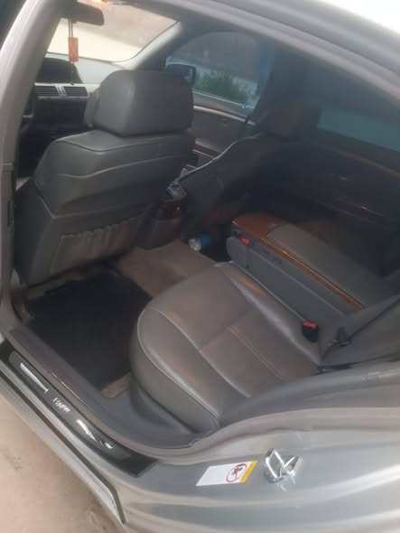 بي إم دبليو 745 2004 - صورة 4