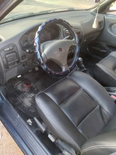 ميتسوبيشي لانسر 1993 - صورة 1