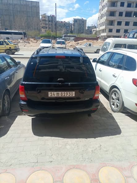 جيب شيروكي 2004 - صورة 4