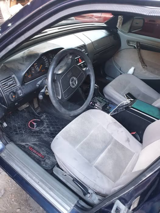 مرسيدس C180 2000