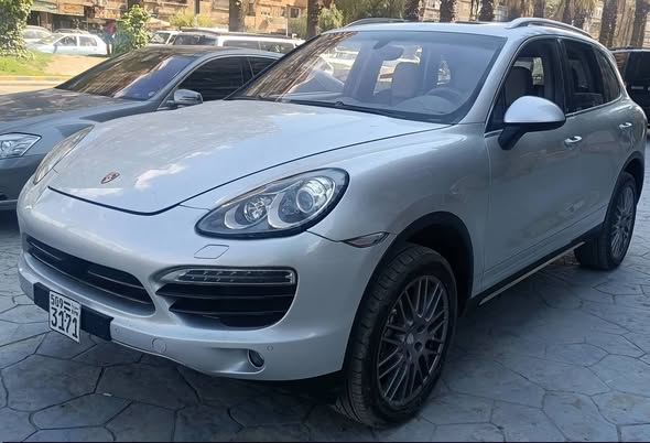 بورش كايين 2011 - صورة 2