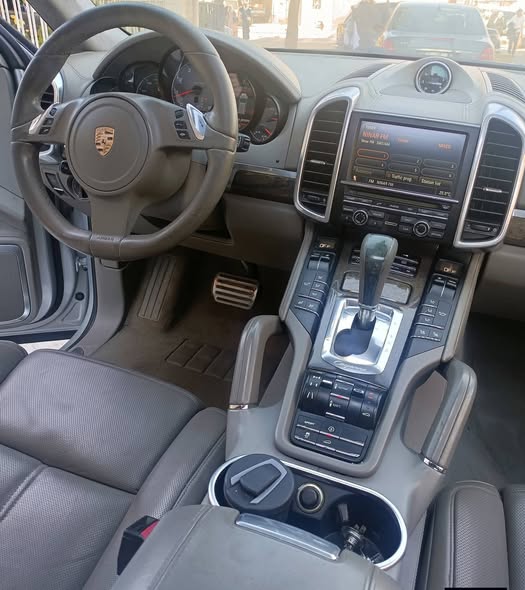 بورش كايين 2011 - صورة 4