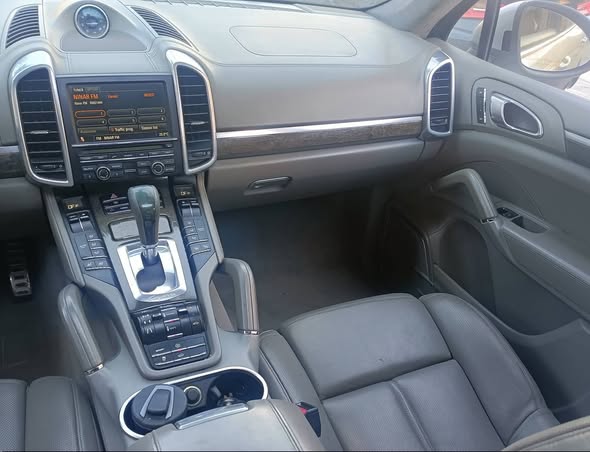 بورش كايين 2011 - صورة 5