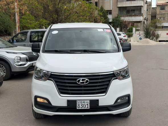 هيونداي غراند ستاريكس 2019 - صورة 1