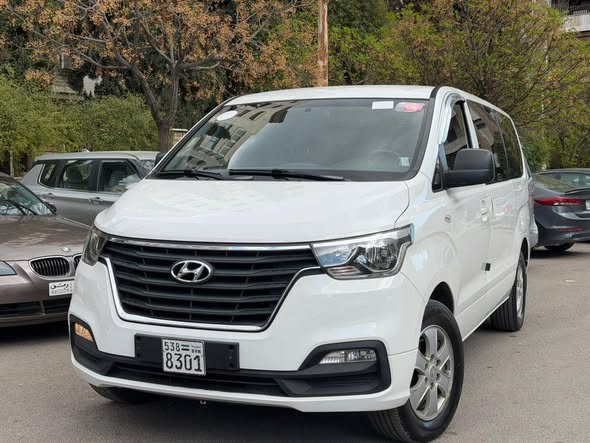 هيونداي غراند ستاريكس 2019 - صورة 2