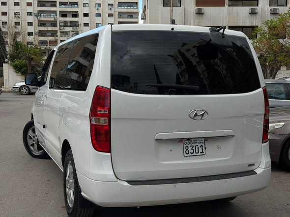 هيونداي غراند ستاريكس 2019 - صورة 4