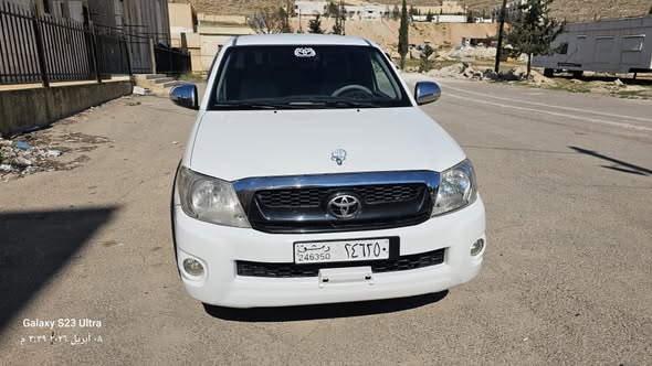 تويوتا هايلوكس 2010 - صورة 1