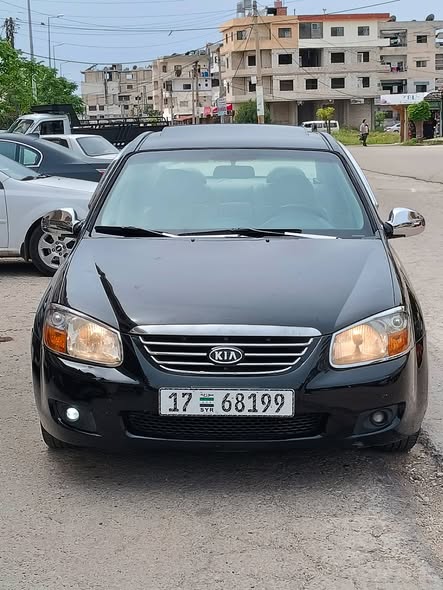 كيا سيراتو 2008 - صورة 1