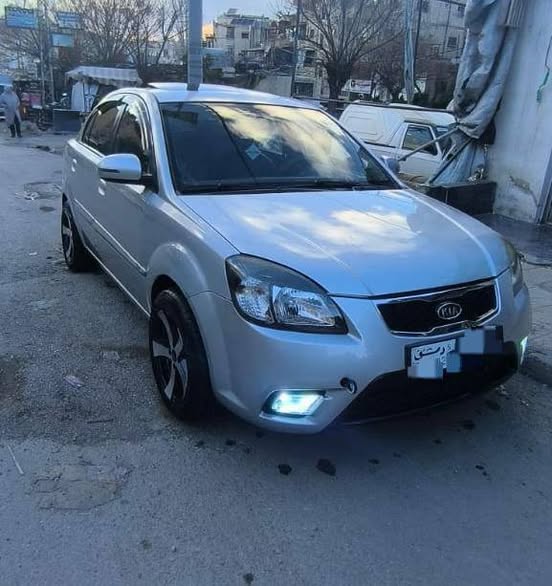 كيا ريو 2011 - صورة 1