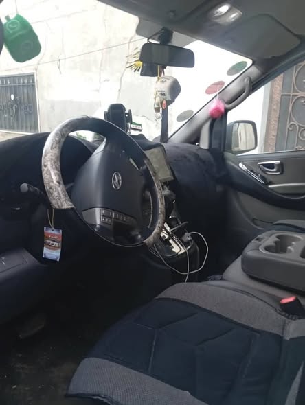 هيونداي H1 2012 - صورة 2