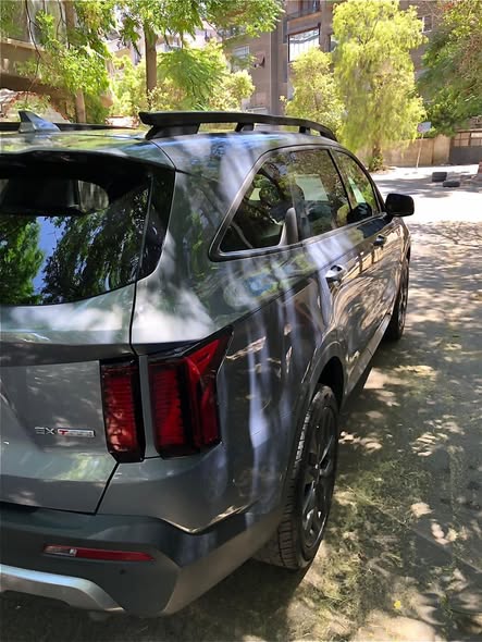 كيا سورينتو 2021 - صورة 4