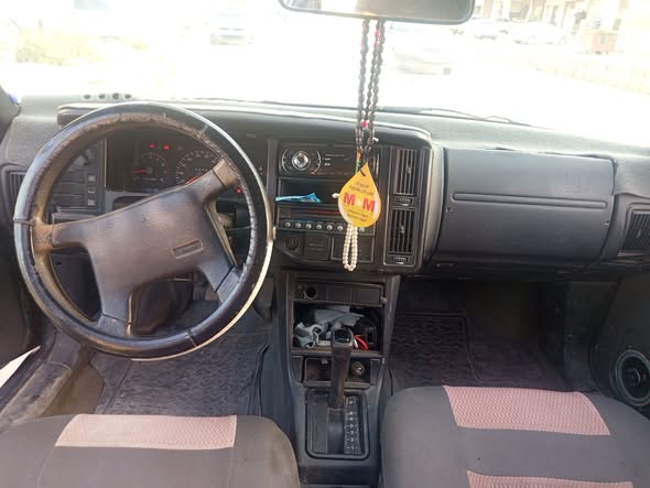 فولفو 460 1993 - صورة 3