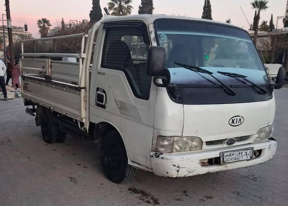 كيا بونغو 2001 - صورة 1