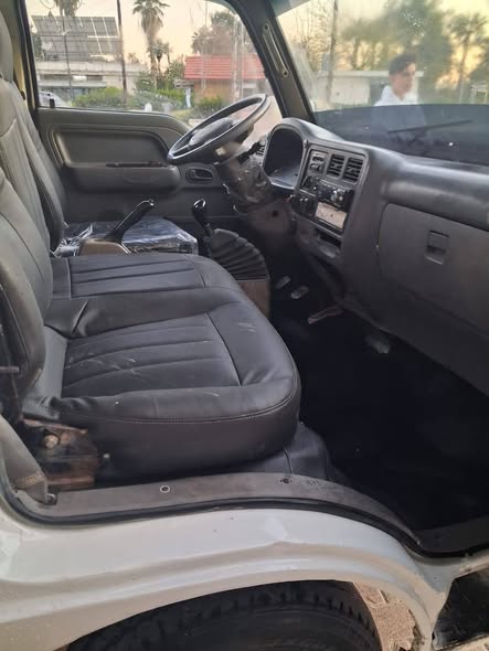 كيا بونغو 2001 - صورة 5