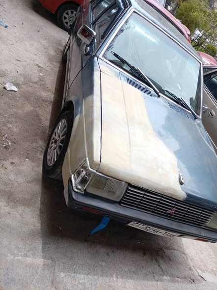 ميتسوبيشي لانسر 1983 - صورة 3