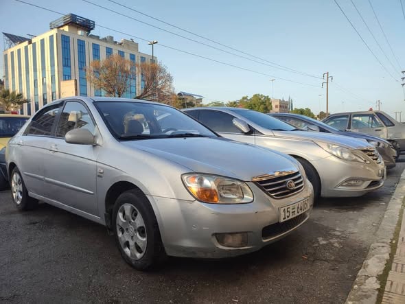 كيا سيراتو 2009 - صورة 2