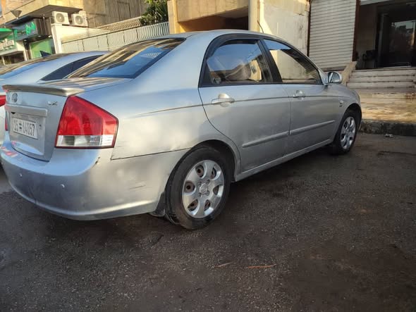 كيا سيراتو 2009 - صورة 3