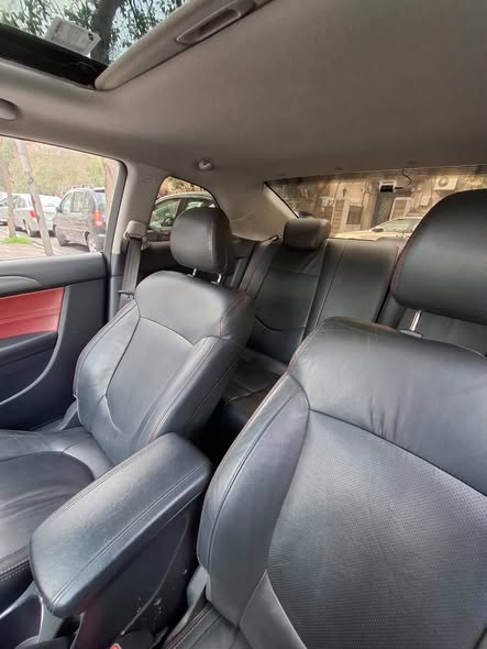 كيا فورتي 2011 - صورة 3