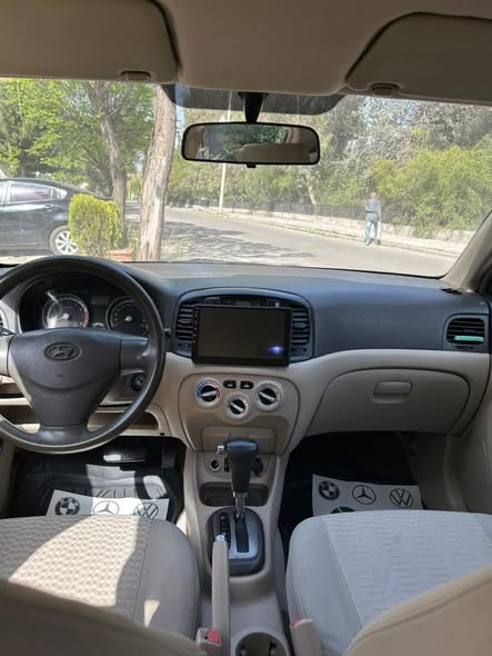 هيونداي فيرنا 2007 - صورة 4