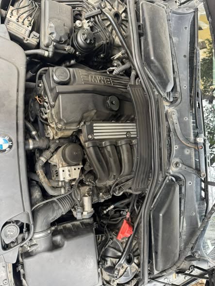 بي إم دبليو 520i 2010 - صورة 4