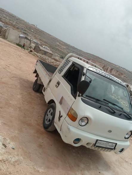 هيونداي H100 1998 - صورة 1