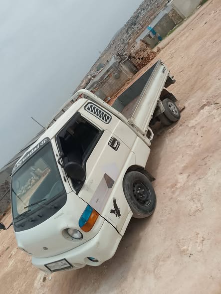 هيونداي H100 1998 - صورة 3