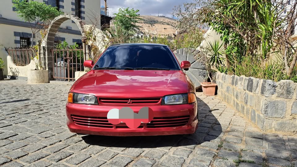 ميتسوبيشي لانسر 1993