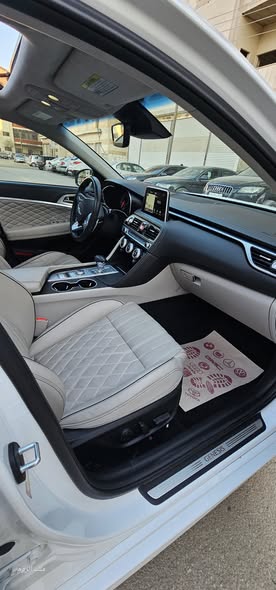 جينيسيس G70 2020 - صورة 3