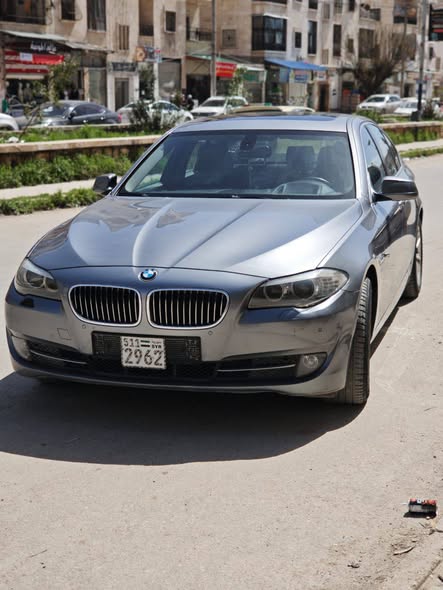 بي إم دبليو 520 2012 - صورة 2