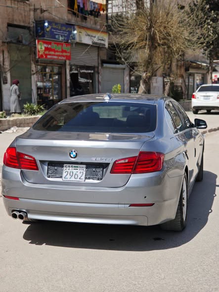 بي إم دبليو 520 2012 - صورة 3