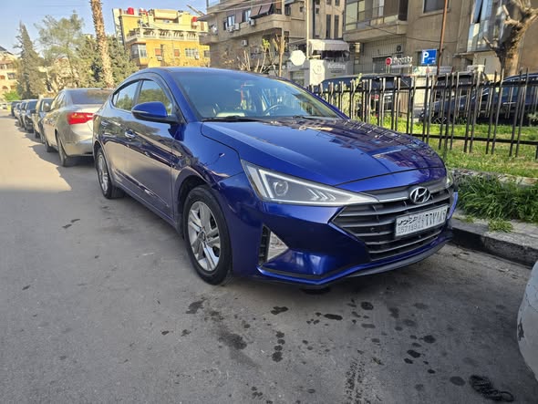 هيونداي إلنترا 2020 - صورة 1