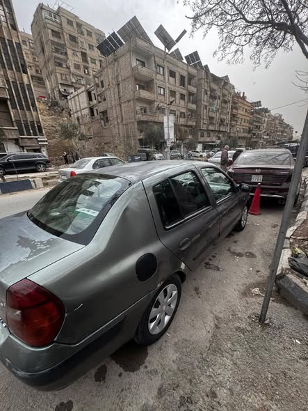 رينو كليو 2004 - صورة 5