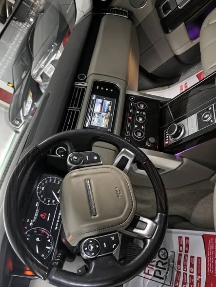 رانج روفر فوغ 2016 - صورة 2