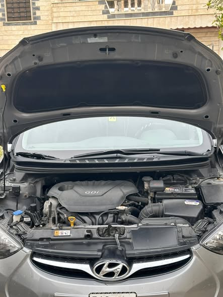 هيونداي ألنترا 2012 - صورة 1