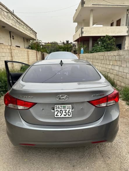 هيونداي ألنترا 2012 - صورة 5