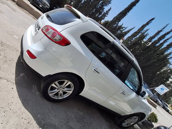 هيونداي سنتافي 2011 - صورة 2