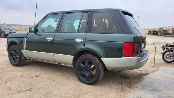 لاند روفر رينج روفر 2004 - صورة 2