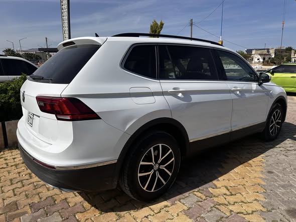 فولكس فاجن تيغوان 2021 - صورة 3