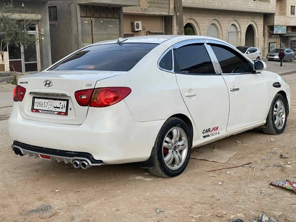 هيونداي افانتي 2007 - صورة 4