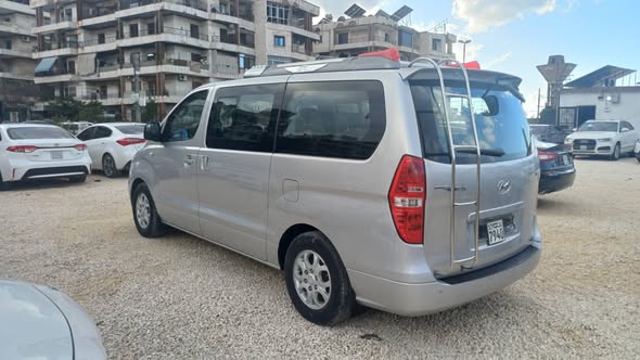 هيونداي H-1 2010 - صورة 5