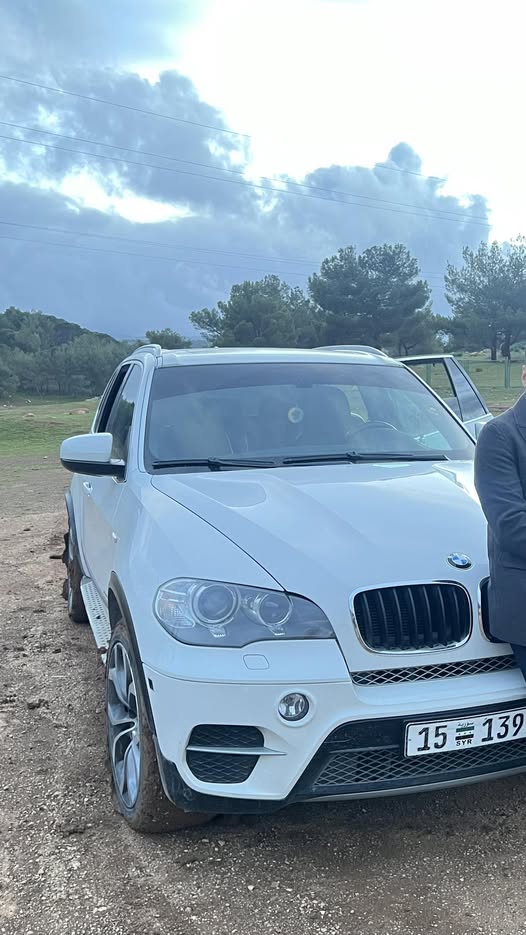 بي إم دبليو اكس 5 2012