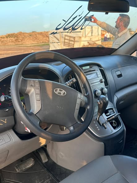 هيونداي H-1 2010 - صورة 2