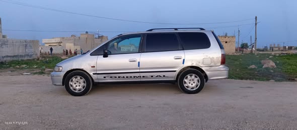 هوندا شاتل 2000 - صورة 3