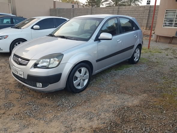 كيا بريد 2007 - صورة 2