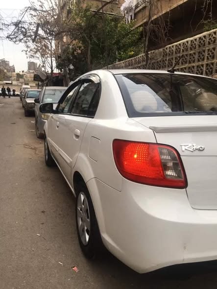 كيا ريو 2010 - صورة 3
