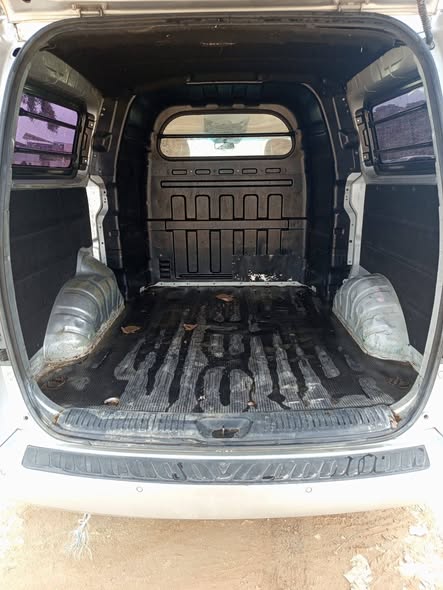 هيونداي H-1 2009 - صورة 4