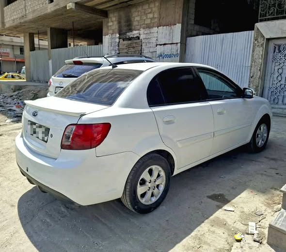 كيا ريو 2010 - صورة 5
